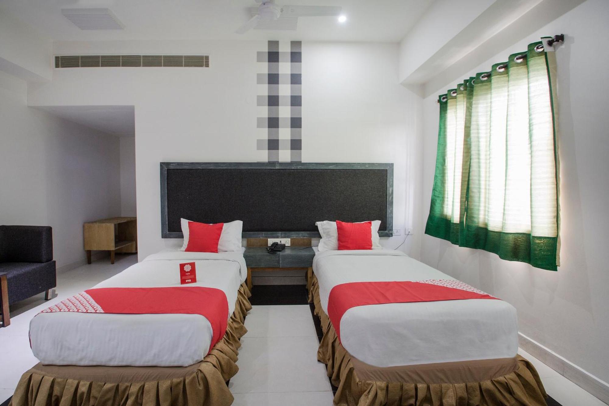 Hotel O Palak Residency Near Erragadda Metro Station Hyderabad Exterior foto